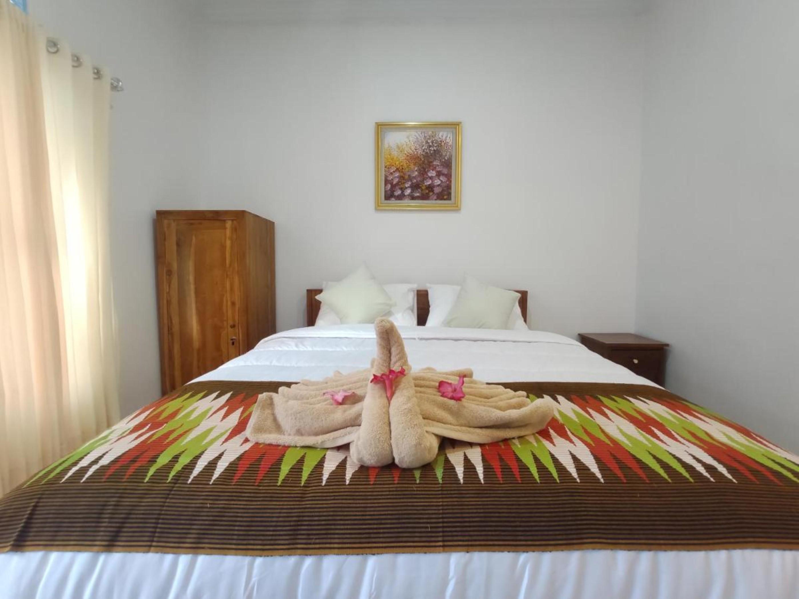 Gedhong Hostel Batununggul Dış mekan fotoğraf