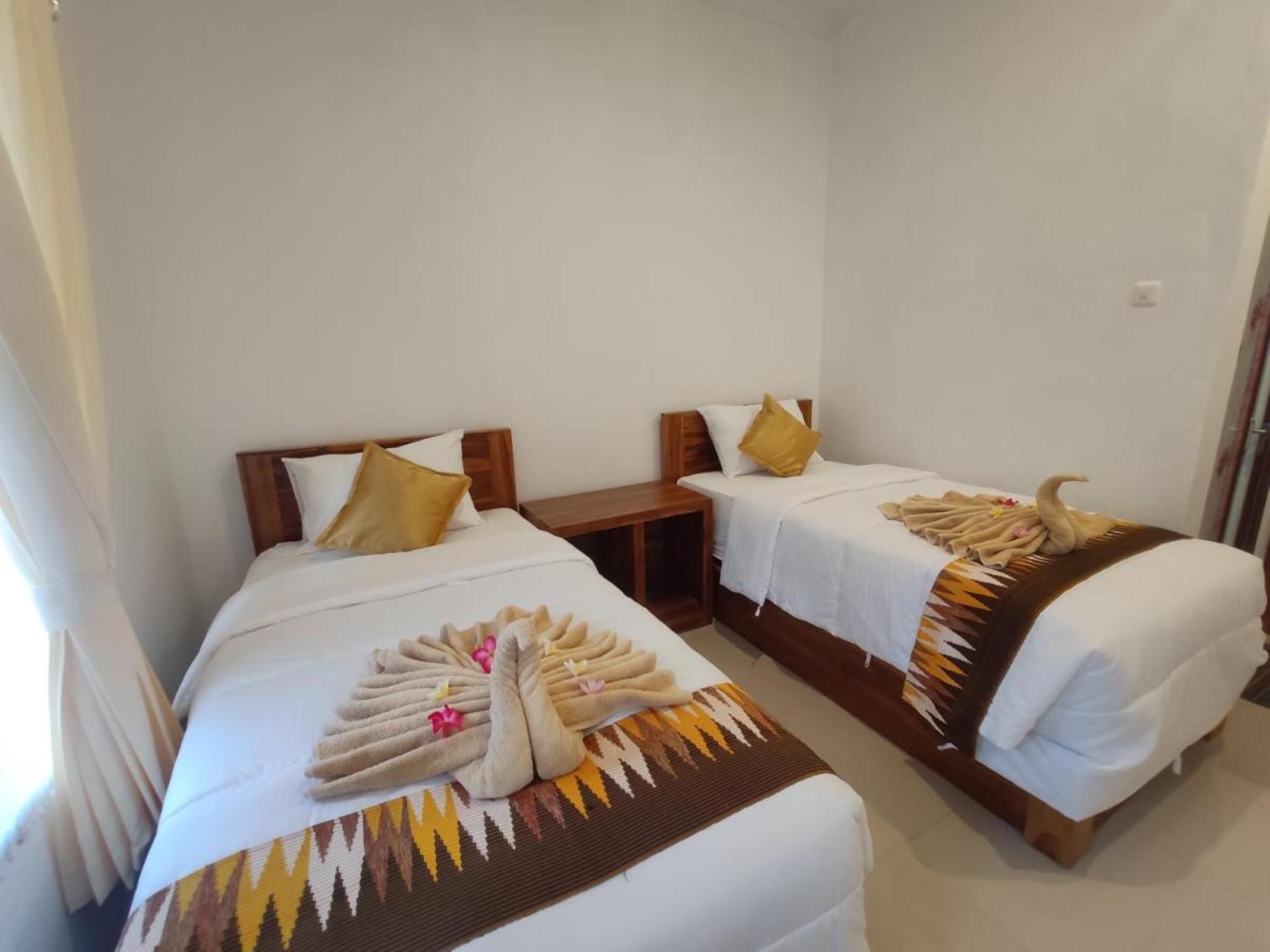 Gedhong Hostel Batununggul Dış mekan fotoğraf