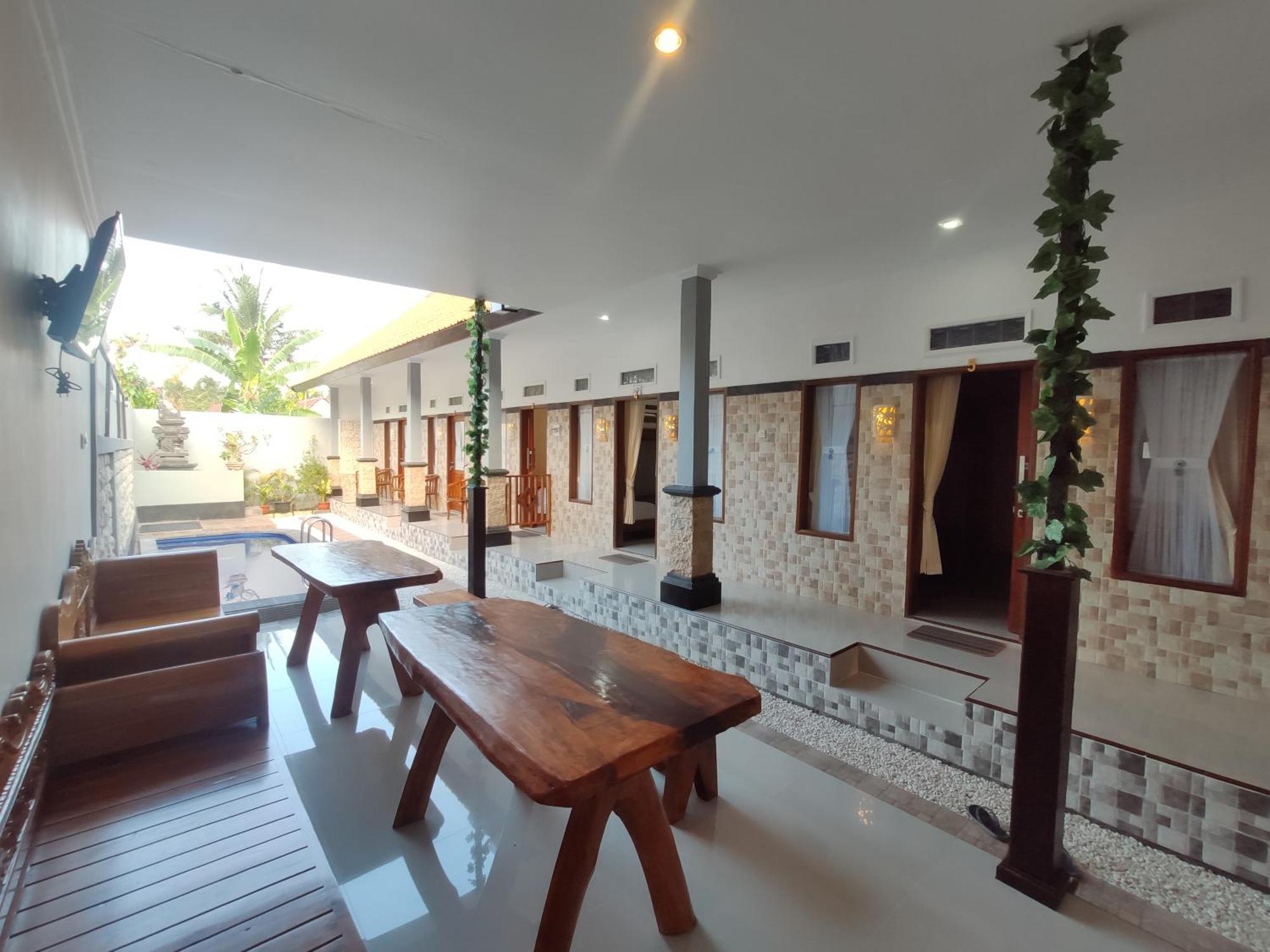 Gedhong Hostel Batununggul Dış mekan fotoğraf