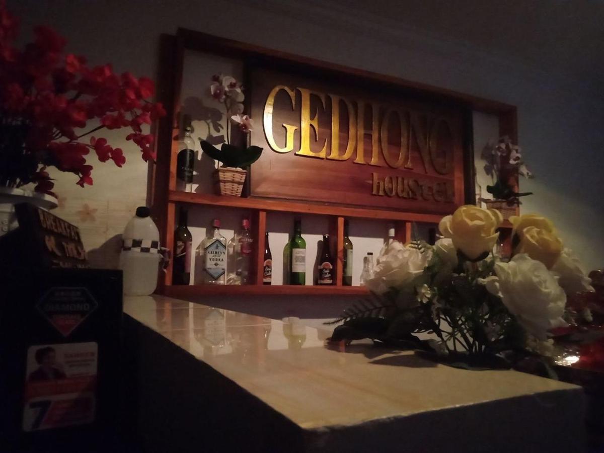 Gedhong Hostel Batununggul Dış mekan fotoğraf