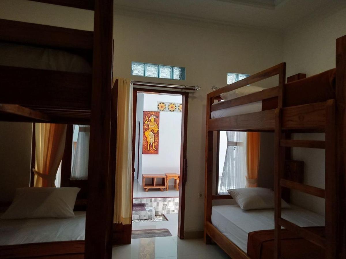 Gedhong Hostel Batununggul Dış mekan fotoğraf