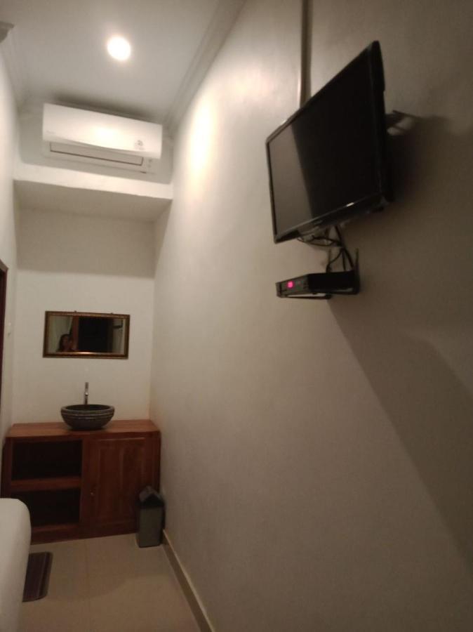 Gedhong Hostel Batununggul Dış mekan fotoğraf